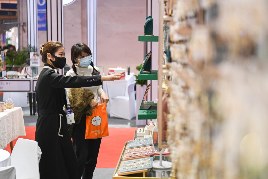 新华全媒+丨浙江义乌：新技术赋能&ldquo;世界超市&rdquo;40周年主题展