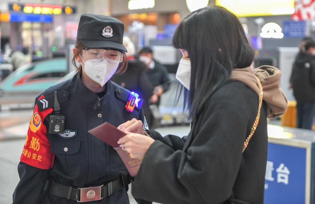 &ldquo;呼叫警号030695&rdquo;