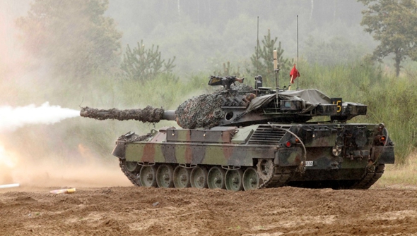 北约欲援乌更多重武器　“豹”式坦克最快得明年？