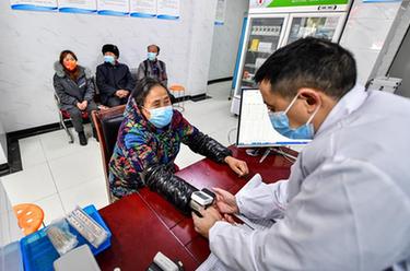 新春走基层丨四川北川：村医走访重点人群 当好农村群众健康&ldquo;守门人&rdquo;