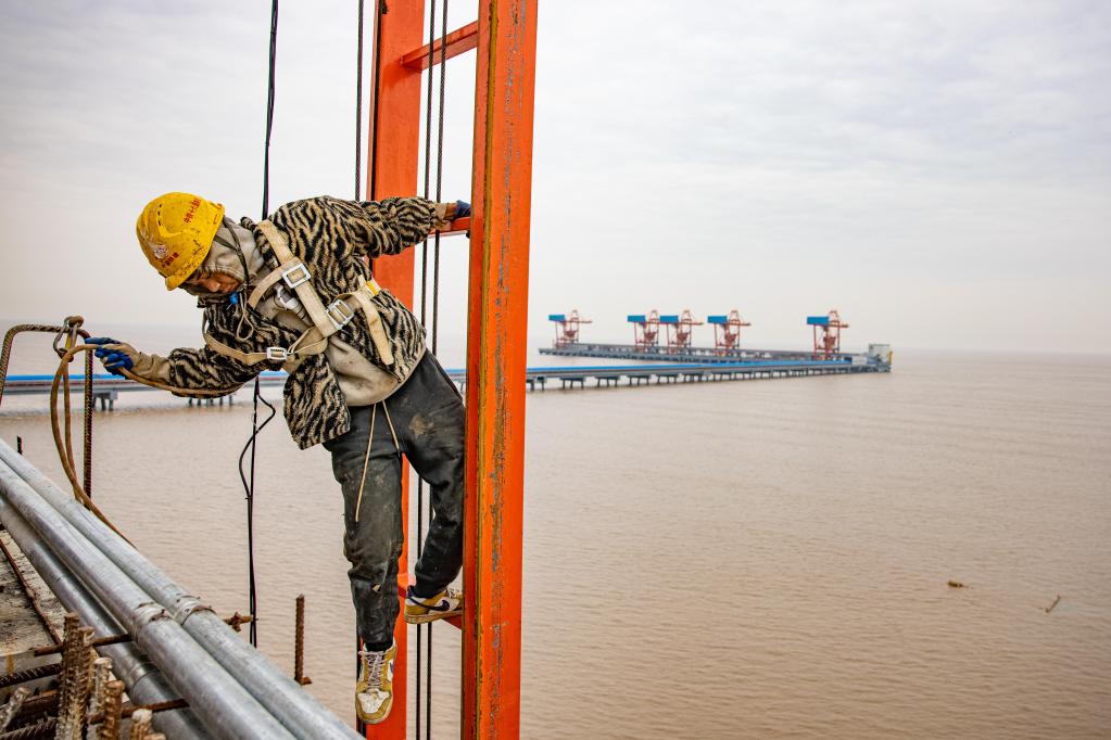 &ldquo;海上高速路&rdquo;建设忙