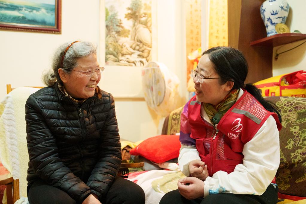 江西南昌：&ldquo;小桔灯&rdquo;点亮凡人微光