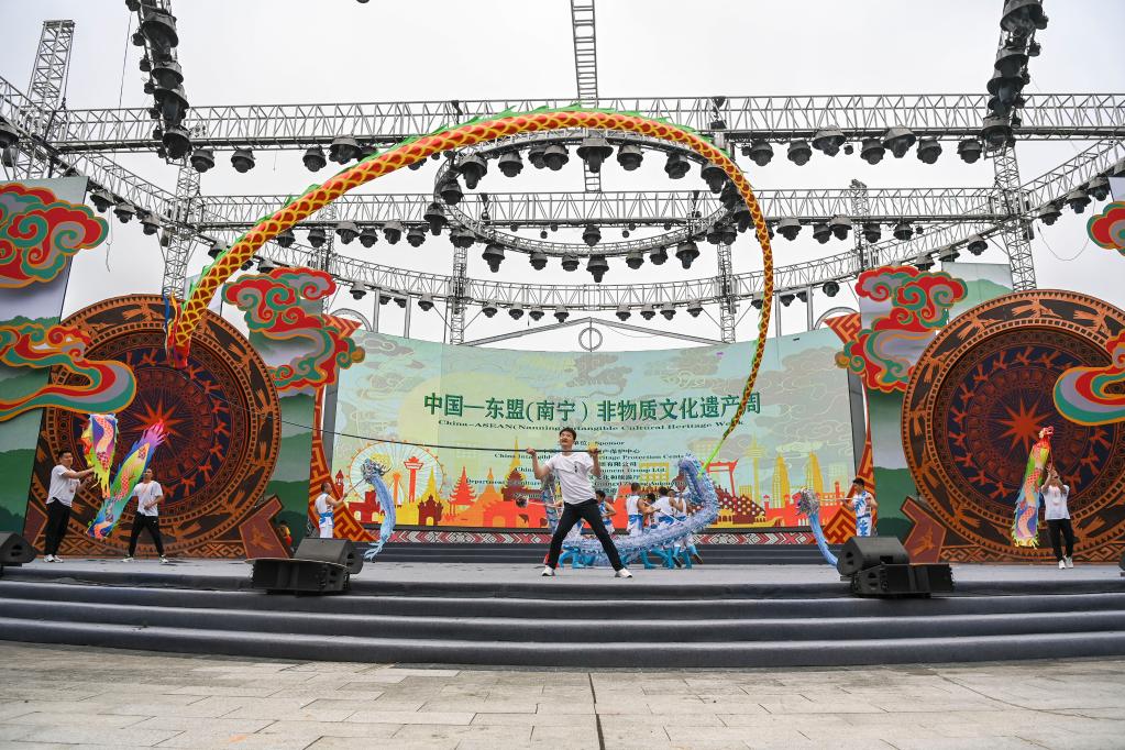 中国—东盟(南宁)非物质文化遗产周开幕