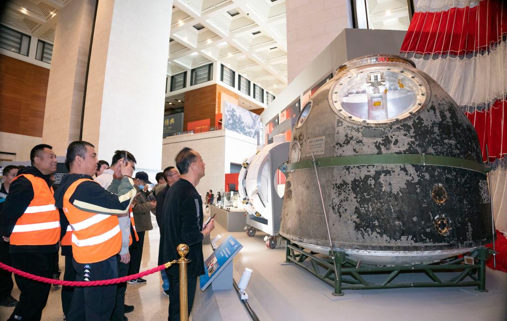 中国航天日:一线建设者见证航天成就