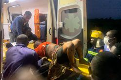 迦納一大客車與油罐車相撞造成至少16人死亡