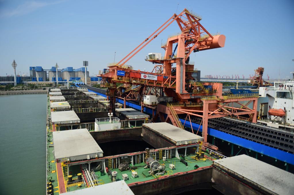 河北黄骅港:电煤海运保发电