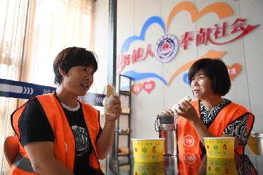 山东郯城：&ldquo;爱心驿站&rdquo;为户外劳动者送清凉