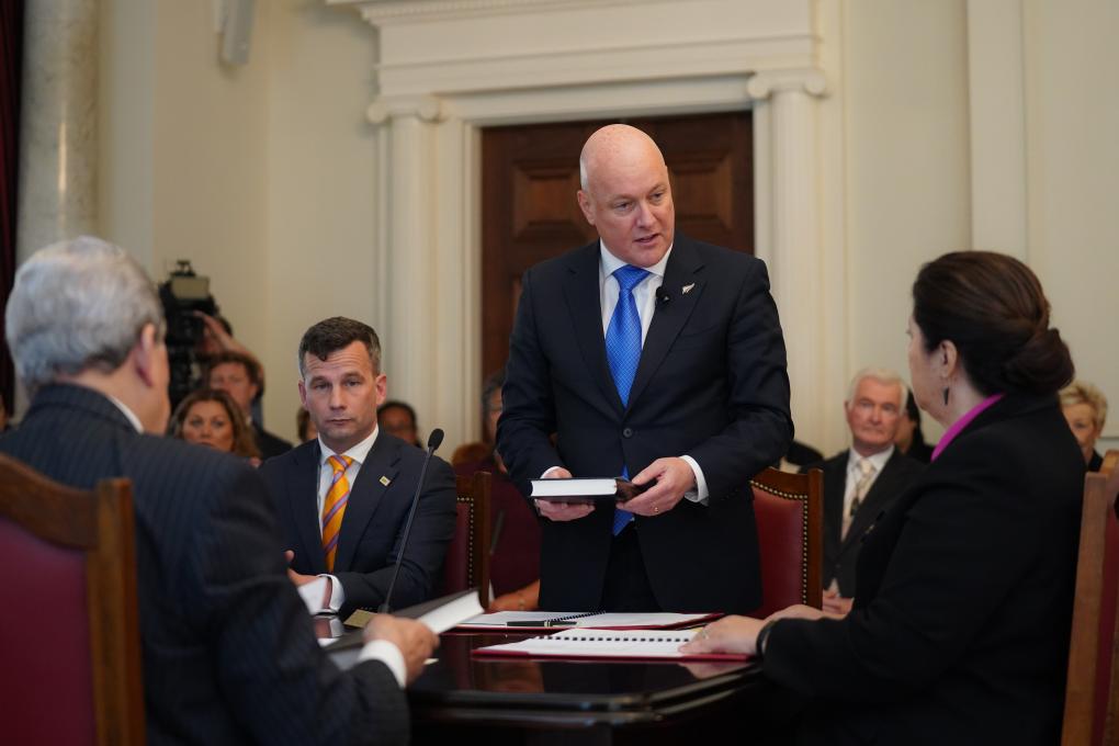 克里斯托弗&middot;拉克森宣誓就职新西兰总理