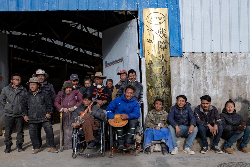 新华全媒+丨轮椅与拐杖困不住追梦的翅膀：自强不息的拉萨残疾人群像