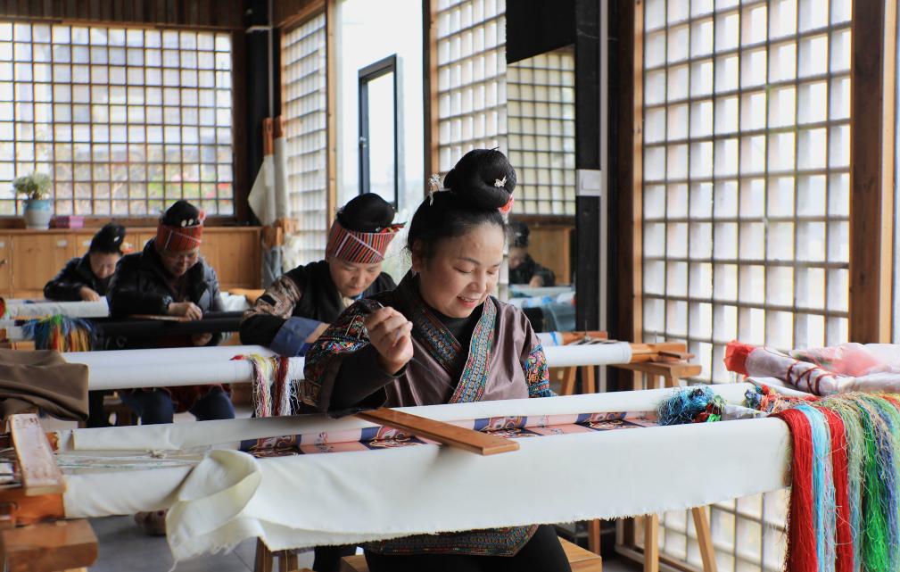 全力赶订单 年末生产忙