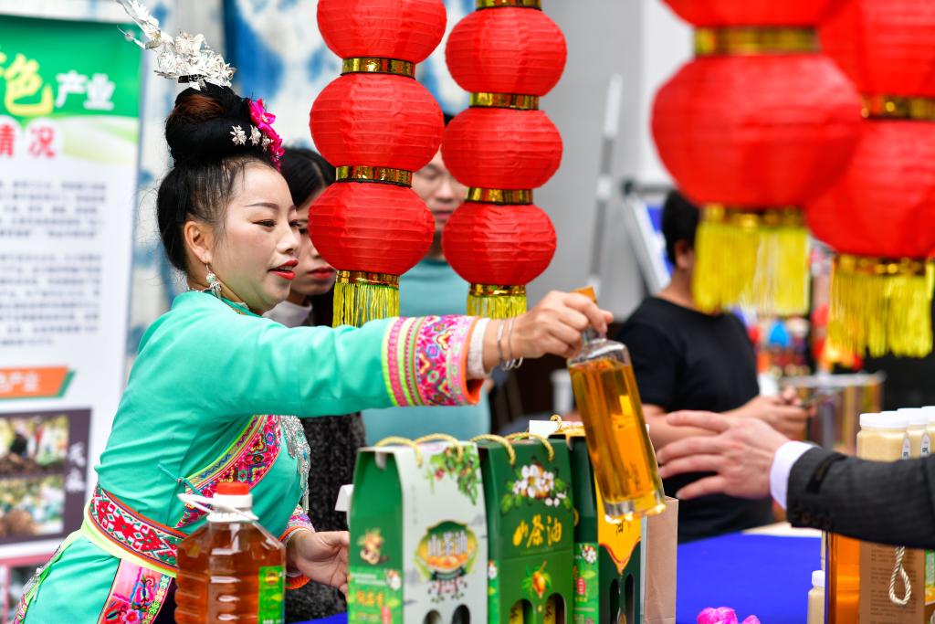 贵州黎平：多彩民俗欢庆侗年