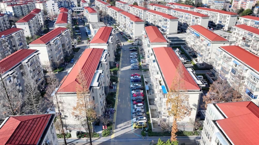 江苏南通：“潮汐共享”缓解城区“停车难”