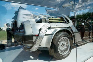 &ldquo;时光机&rdquo;道具汽车在华盛顿展出