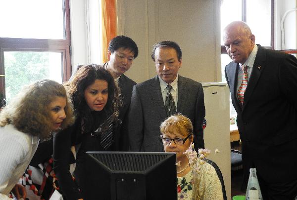 新华社总编辑何平访问罗通社