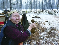 山在 驯鹿在 鄂温克人在