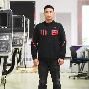 代表风采录丨杨登辉:为制造强国培养更多高技能人才-新华网