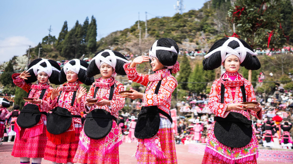 新春走基层丨贵州六枝：欢庆苗族跳花节