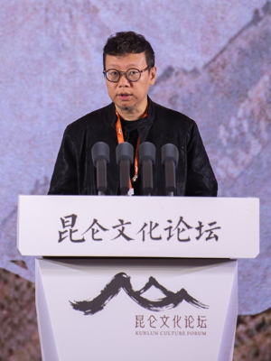 余冉星:用世界品质,讲中国故事