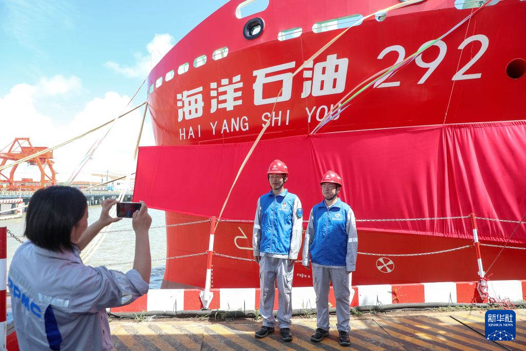 我国自研新一代深水多功能海洋工程船完工交付 我国自研新一代深水多功能海洋工程船完工交付