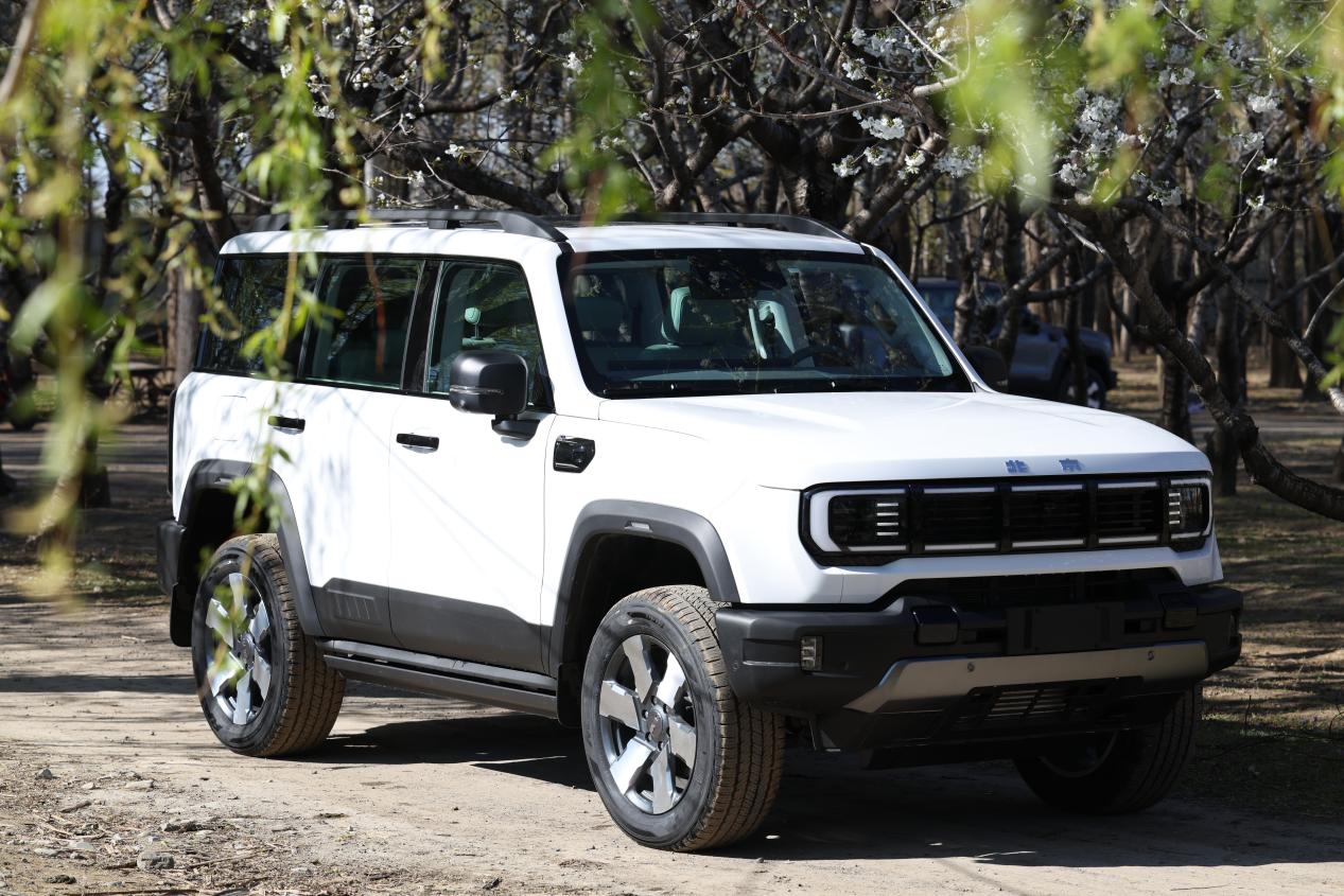 BJ40增程一周年交出硬核成绩单：“增有程绩、增心程意、增智程远”插图2