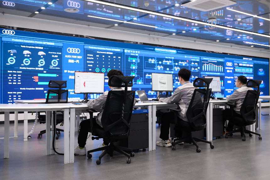 数智领航高端制造 中德共创产业标杆——奥迪一汽超级智能生态工厂以数字化重塑高端新能源汽车制造插图3 数智领航高端制造 中德共创产业标杆——奥迪一汽超级智能生态工厂以数字化重塑高端新能源汽车制造插图3