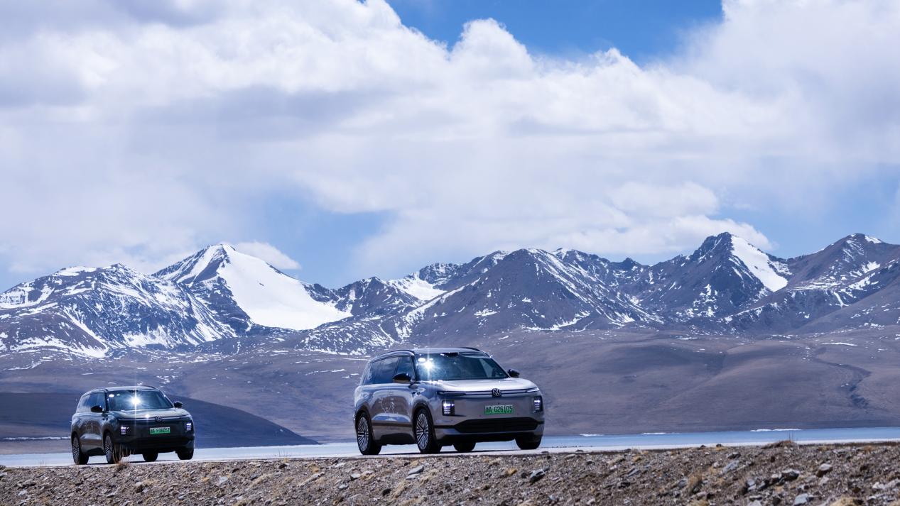 上汽大众ID. ERA  9X |“万里长歌”活动来到阿里地区  探访雪山湖泊插图3