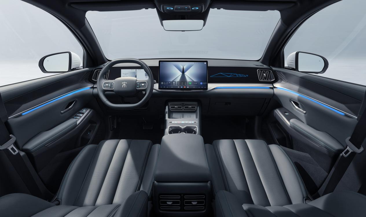 插混SUV宋ProDM-i飞驰版上市 纯电续航301km 售9.99万起插图5