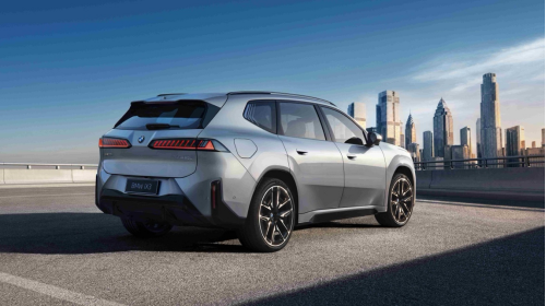 全新BMW  7系及两款长轴距版新世代车型全球首发 宝马开启AI时代的智能驾趣新纪元插图2