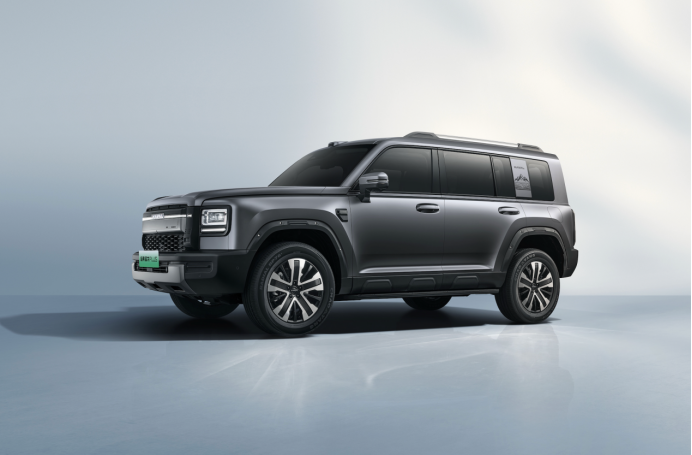 猛龙PLUS七座版北京车展开启预售  全系Hi4电四驱重塑家庭出行标杆插图1