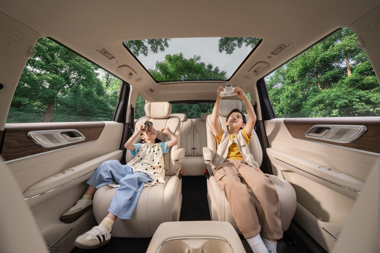 星光L北京车展首发亮相  下订享至高价值30000元八重礼遇插图5