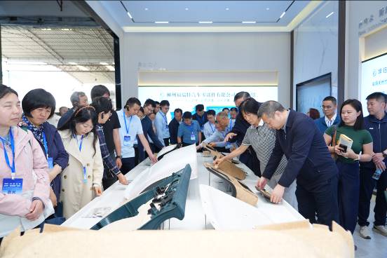 “绿竹入车  智造未来”五菱全国首条“竹纤维”汽车零部件全产业链获行业认可插图3