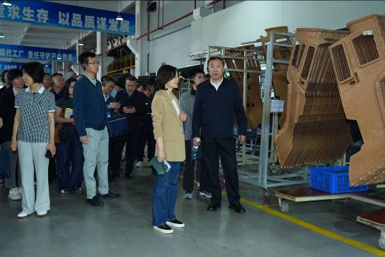 “绿竹入车  智造未来”五菱全国首条“竹纤维”汽车零部件全产业链获行业认可_商业头条网