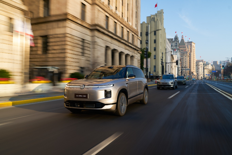 ID.ERA 9X正式上市：将首搭MomentaR7强化学习世界模型  限时权益价29.98万元起插图3