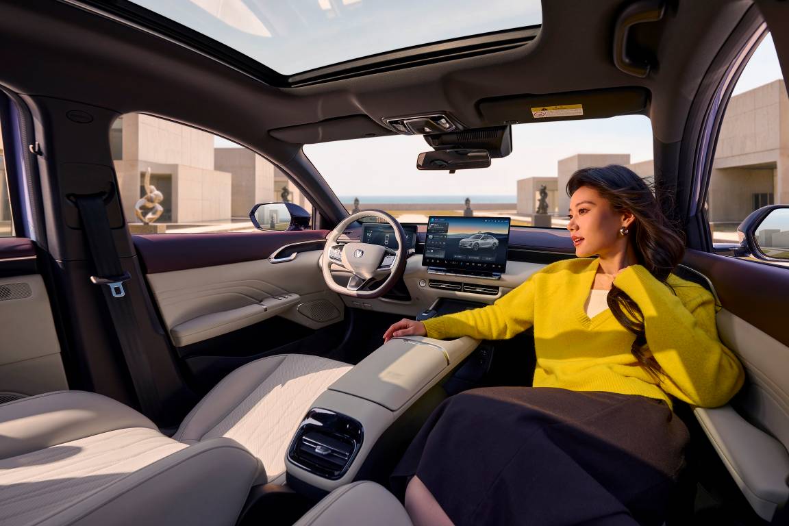 长安蓝鲸超擎混动双车北京车展全球首发插图9