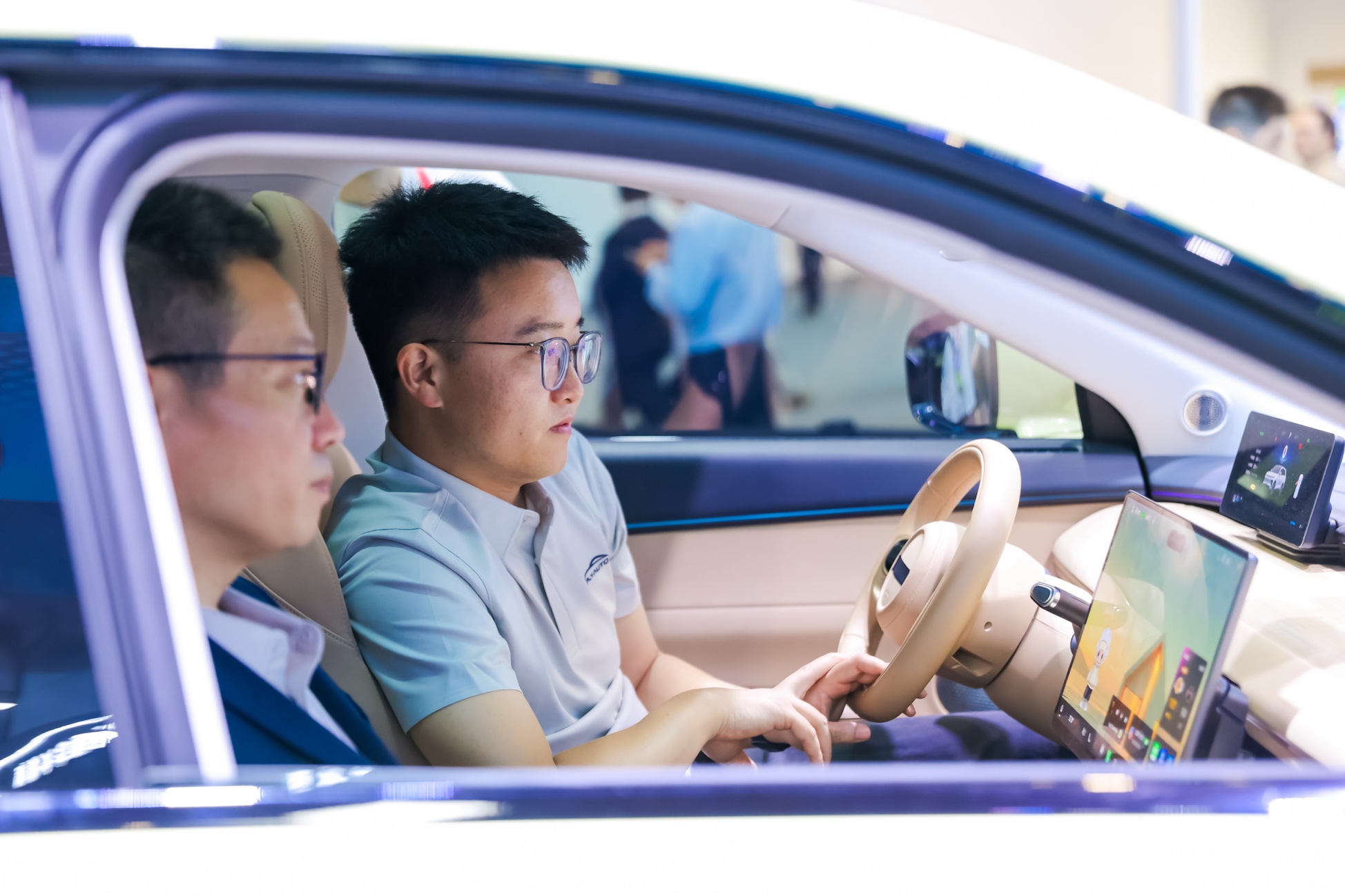 科大讯飞携“星火新一代多模态智能座舱”亮相2026北京车展插图1