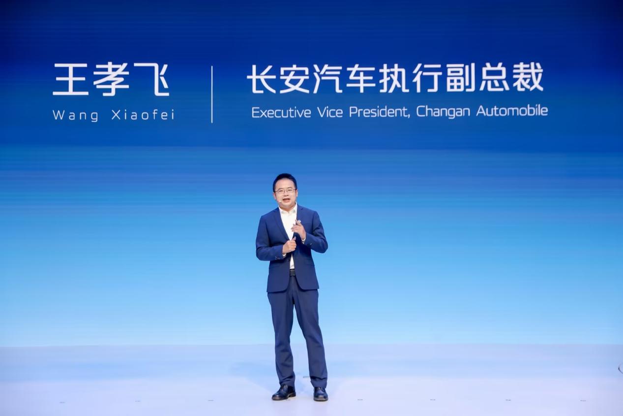 长安凯程Robovan北京车展全球首秀  开启车规级无人物流车量产新时代插图1