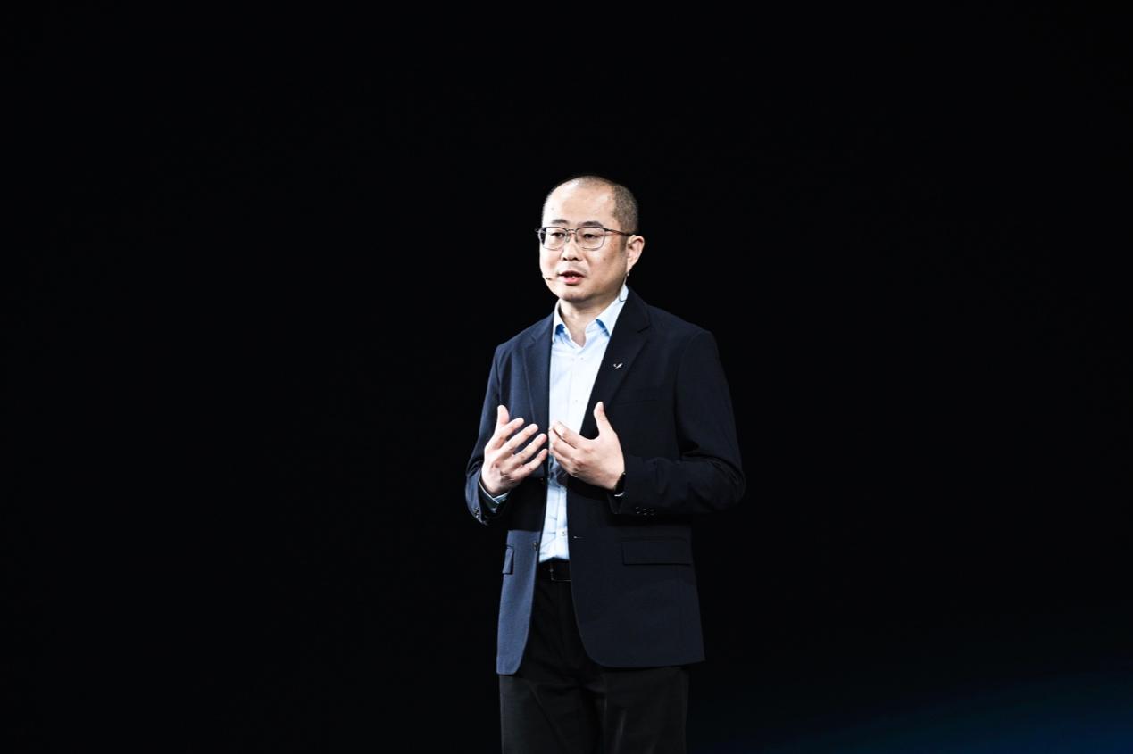 全域舒享旗舰MPV问道V9正式开启预售 补贴价21.99万元-28.69万元插图1