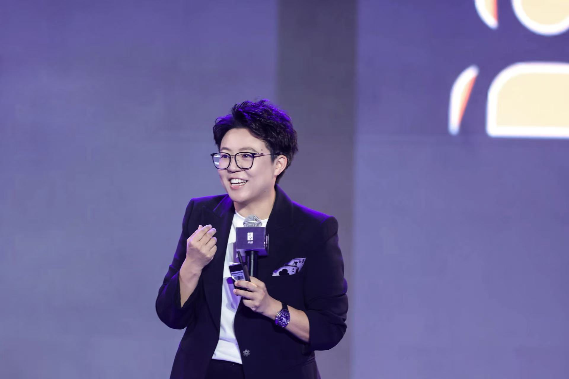 仰望商业研究院举办千人大会 共探高质量发展新路径插图7 仰望商业研究院举办千人大会 共探高质量发展新路径插图7