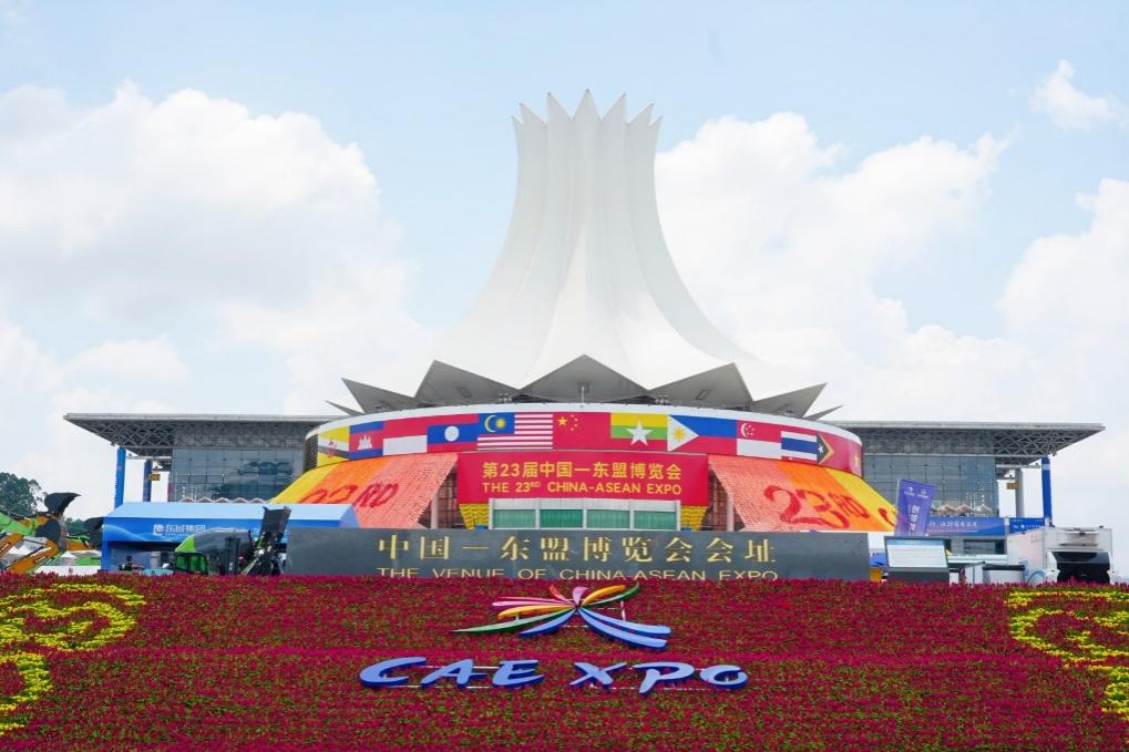 东风柳汽携新能源阵容闪耀东博会 智能化科技引领未来_商业头条网