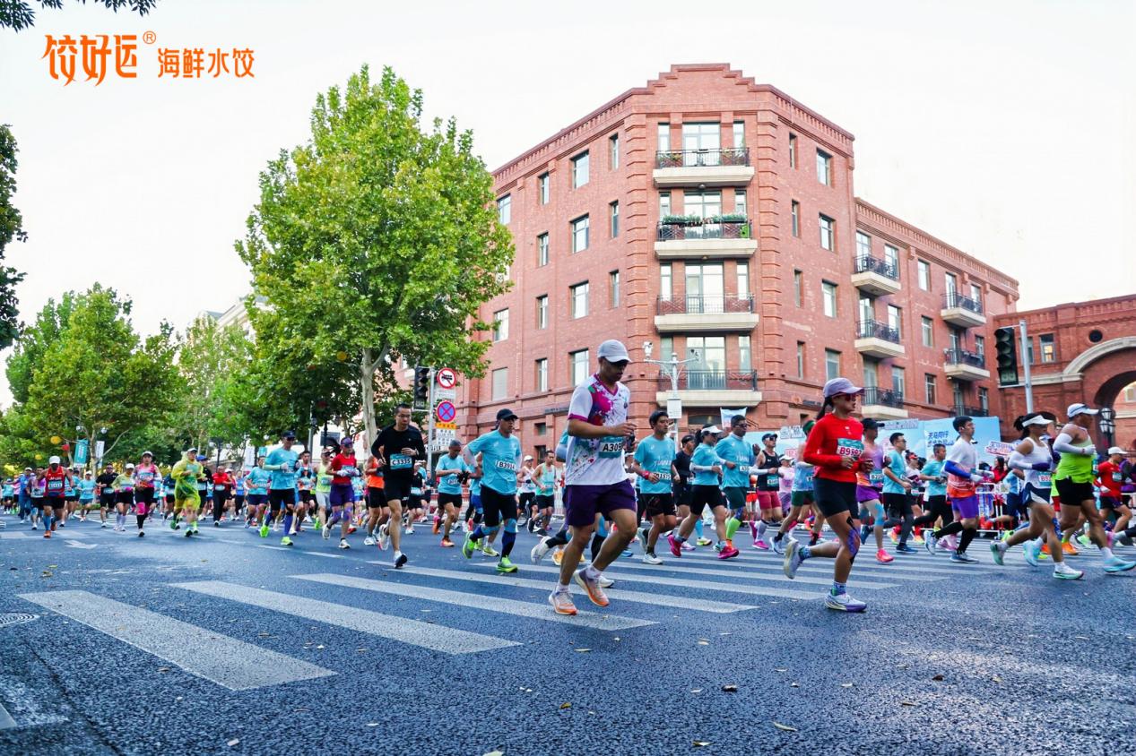 32e954a083b06c06ea3fdcfe7bcd1e25 天津马拉松·饺好运战队备受瞩目