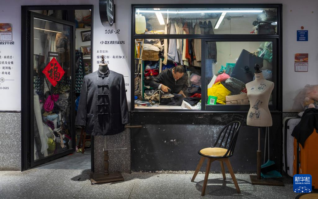 上海愚园路：青春经济添彩艺术生活