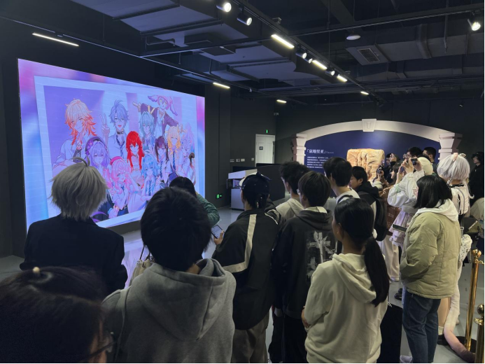 《崩坏：星穹铁道》探索“游戏+文旅”新路径，米哈游线下特展激活消费与情感连接