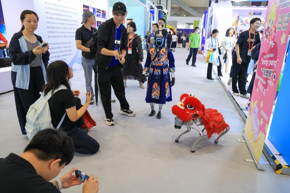第二十二届文博会开幕　集中展现我国文化产业高质量发展成果插图3
