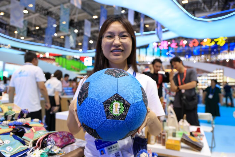 第二十二届文博会开幕　集中展现我国文化产业高质量发展成果插图7