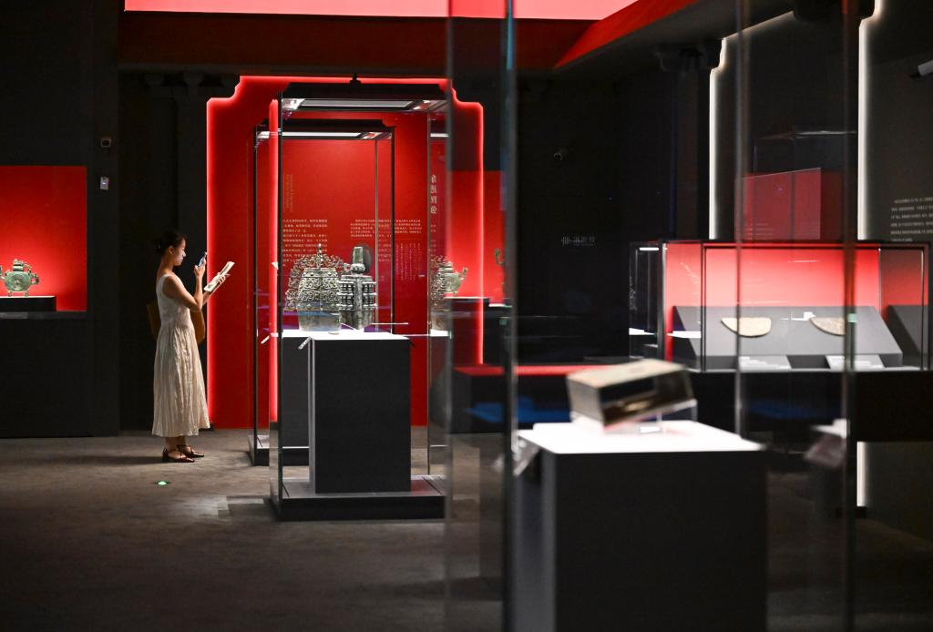 “肇兴中国：秦·大一统之路文物考古特展”在上海博物馆东馆启幕插图1