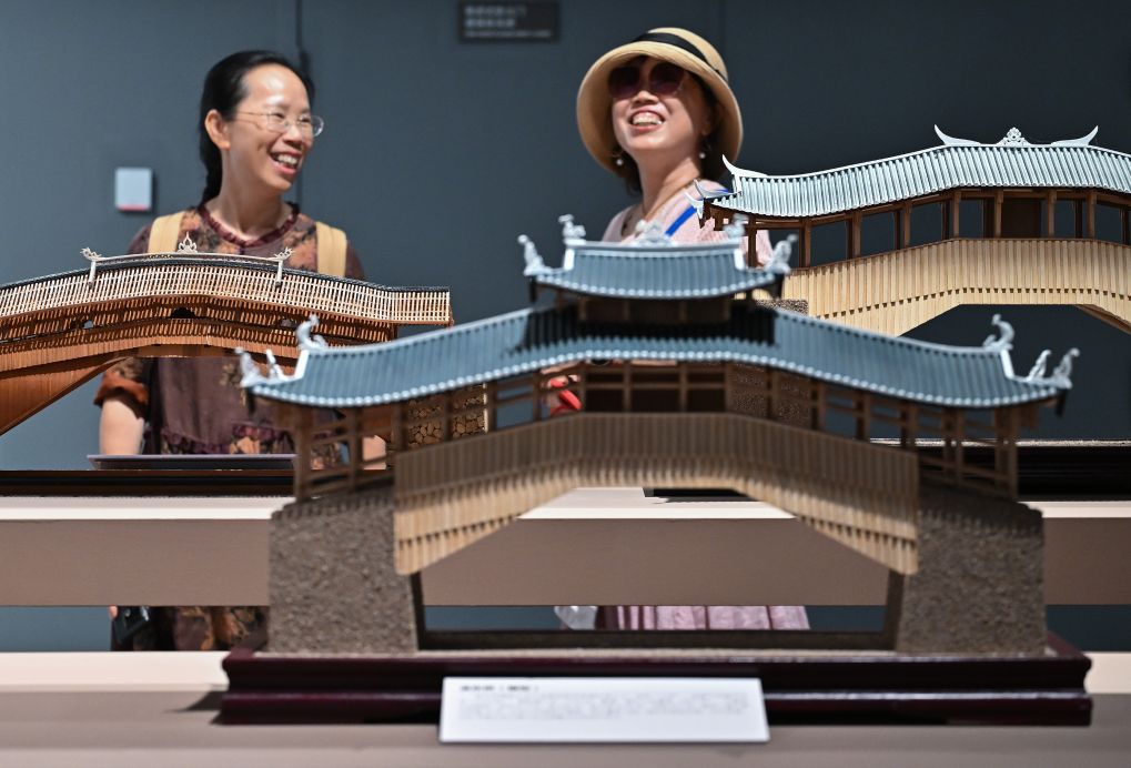 “守望——廊桥保护三年行动成果展”在北京开展_商业头条网