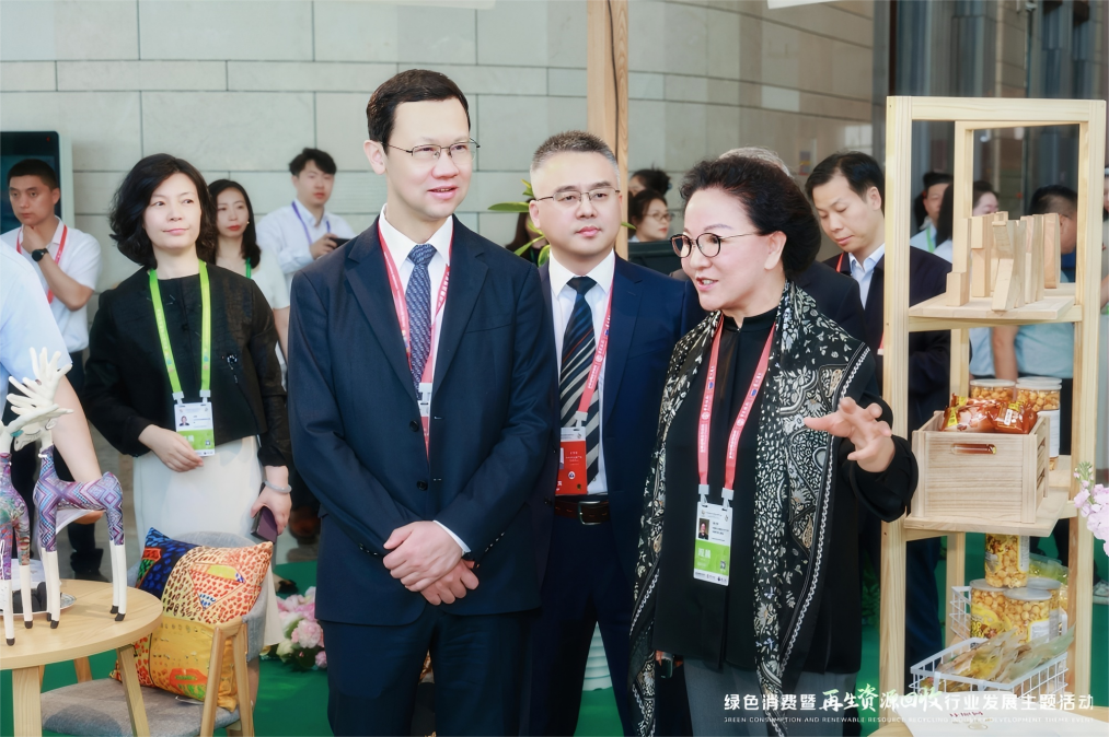 “何所有”品牌亮相第六届消博会 以商文旅融合新模式传递绿色消费理念插图2 “何所有”品牌亮相第六届消博会 以商文旅融合新模式传递绿色消费理念插图2