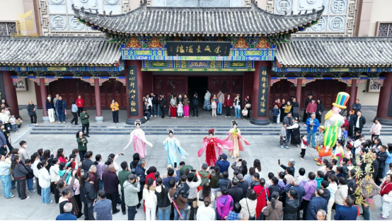 赴一场樱香酒韵之约 金徽酒樱花节赋能春日文旅新高度插图4 赴一场樱香酒韵之约 金徽酒樱花节赋能春日文旅新高度插图4