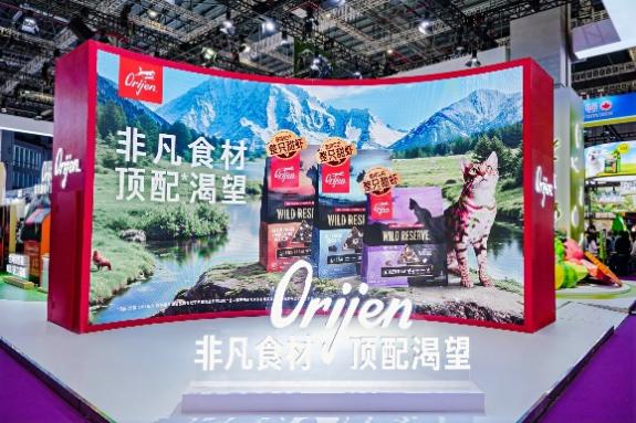 冠军宠物食品携渴望、爱肯拿亮相它博会插图2