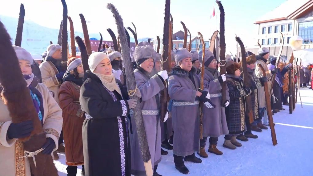 新华视点丨冰雪“冷资源”带动全域“热经济”：从“文旅链”到“IP热”